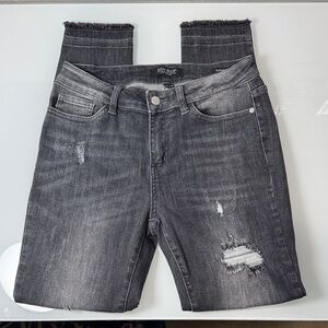 Judy Blue mid rise distressed gray skinny jeans size 9/29